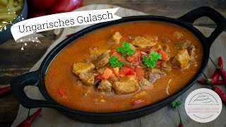 Ungarisches Gulasch  Mega lecker und scharf  Dampftopf [upl. by Irrahs]