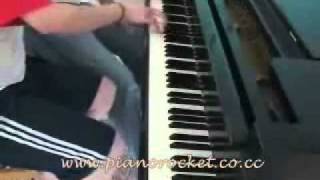 MUST WATCH absolutely AMAZING Piano Duet  fast synchron beautiful [upl. by Ahsinawt]