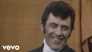 Frankie Valli  Frankie Valli Interview Live [upl. by Eitsim748]