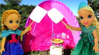 CAMPING  ELSA amp Anna Toddlers  Toy bear  Marshmallow  Tent Picnic Outdoors  Playing [upl. by Leind]