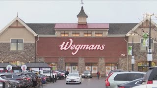 East Ave Wegmans evacuated man with knife taken into custody [upl. by Shererd700]