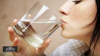 How Drinking Water Helps Reduce Dark Circles [upl. by Eelrahc]