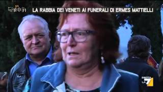 La rabbia dei veneti ai funerali di Ermes Mattielli [upl. by Adnirem495]