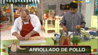 Arrollado de pollo navideño [upl. by Dorolisa]