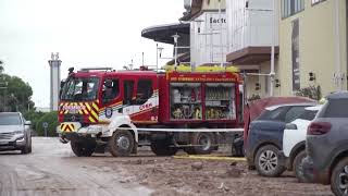 Droni nel parcheggio di Valencia per le ricerche dopo le devastanti alluvioni in Spagna [upl. by Auhesoj]