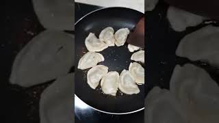 Simple Hack How to cook frozen dumplings  Pan  fried gyoza potstickers shorts hacks [upl. by Orlosky]