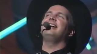 Garth Brooks The River Live 1992 [upl. by Teriann]