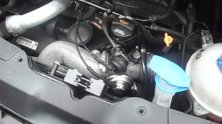 VW Transporter T5 25 TDI Engine [upl. by Anivek398]