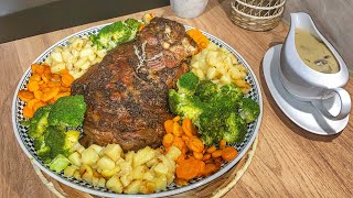 Épaule d’agneau au four légumes poêlés amp sauce aux champignons [upl. by Godewyn]