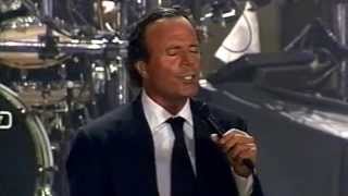 Julio Iglesias  Se Mi Lasci Non Vale Live in Italy 2001 [upl. by Kliment]