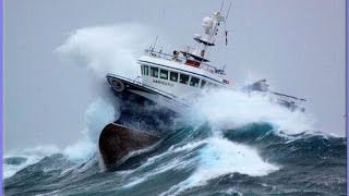 SHIPS IN STORM COMPILATION MONSTER WAVES [upl. by Hagen587]