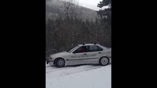 Axel FRANCOIS drift dans la neige à la montagne de Lure col fermé en 325i vidéo n°5 [upl. by Laws]