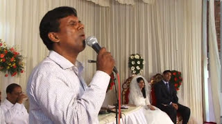 Yesuvilen Thozhane Kande  Samuel Wilson  CyrilReeba Marriage  Malayalam Worship Song [upl. by Esinned101]