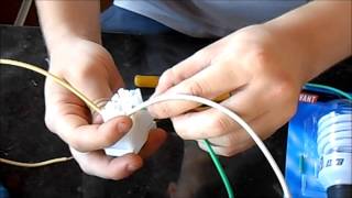 Cómo instalar una lámpara en tensión 220V con interruptor bipolar [upl. by Hsan411]