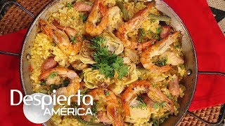 Receta de paella valenciana en solo 5 pasos  Cocineros Latinos [upl. by Wootan]