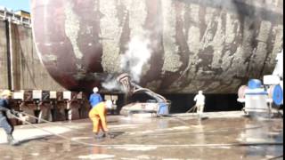 Hydroblasting ship hull with Dockmaster amp Dockboy Entraco System Solution BV [upl. by Naxela537]