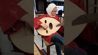 Saalouni el Nas by Fairuz on the Oud [upl. by Issor]