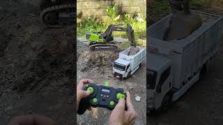 Rc Excavator Huina 1593 tutorial loading [upl. by Kire]