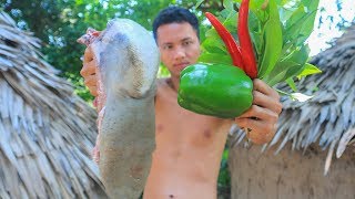 Primitive Technology Cooking Cows Tongue Sour Soup In the Forest  Wilderness Food [upl. by Ahtinak736]