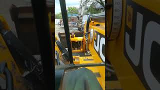 JCB Telehandler  Bucket Attachment [upl. by Eimaral]