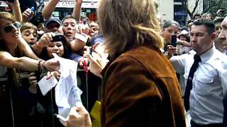 David Guetta firmando discos y autógrafos en Musimundo de Cabildo y Sucre [upl. by Enegue]