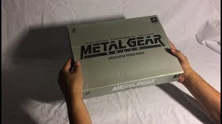 Unboxing PS1  Metal gear solid Limited edition premium package PAL 1999 [upl. by Nossah]