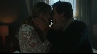 Riverdale 6x05kiss scenebetty and Jughead [upl. by Kadner]