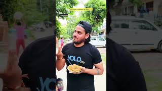 Bhukkad chaman 😂 chaman bhukkhad fastfood momos burger indian food [upl. by Aitnic631]