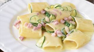 PASTA ZUCCHINE PANCETTA RICETTA VELOCE [upl. by Lesna]