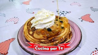 Pancakes ai Mirtilli  la Ricetta Velocissima [upl. by Attiuqaj15]