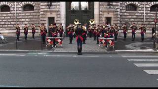 Fanfare de cavalerie de la Garde Républicaine au marathon de paris 2009 [upl. by Namdor]