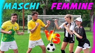 ⚽️ PIERINO e GNABRI vs LOLA e SOFIA Chi è più FORTE MASCHI vs FEMMINE [upl. by Becht404]