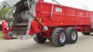 BROCHARDS Manure Spreader  EV 2000 model  horizontal beaters with spinning discs [upl. by Heyward]