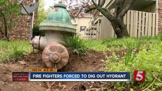 Fire fighters forced to dig for water hydrant [upl. by Blader]