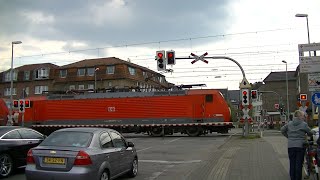 Spoorwegovergang Emmerich D  Railroad crossing  Bahnübergang [upl. by Guillemette]