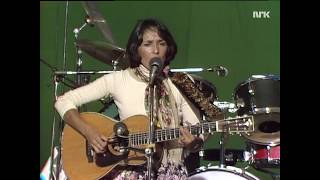 Joan Baez  Blowin in the Wind Live 1978 [upl. by Zulch]