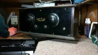 Antique 1920s Three Tube Radio Monarch  Checkout [upl. by Aibat]