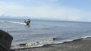 Beaching a setnet skiff on the shores of Cook Inlet Alaska [upl. by Daren775]