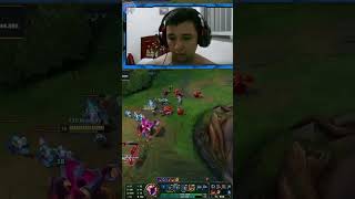 Pedrada na Tesoura leagueoflegends gaming twitch [upl. by Rexanna]