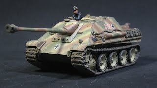 RUBICON MODELS 156 GERMAN TANK DESTROYER JAGDPANTHER Plastic model kit [upl. by Electra350]