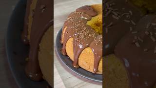 Bolo de Cenoura 🥕parte 2 bolo bolodecenoura coberturadechocolate [upl. by Ynnam201]