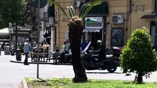 Napoli piazza degli Artisti linutile quanto dannosa pedonalizzazione [upl. by Aivekahs154]