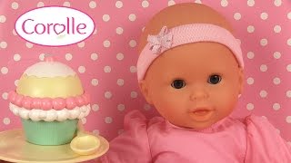 Corolle Poupée Mon Premier Câlin Cupcake Coffret Change et Vêtements Baby Doll Clothes [upl. by Tur]