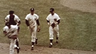 WS1961 Gm1 Ford completes his third WS shutout [upl. by Elletsyrk]