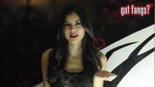 Retractable Fangs HOW TO w LeeAnna Vamp  Got Fangs [upl. by Remmos]