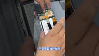 📱三星A22電池膨脹？專業工程師來救援，1小時完美復活！🔧🚀突發電池危機？別擔心！我們即刻為你換上全新電池，現場維修1小時搞定，讓你不再煩惱電池狀況，馬上行動吧！👨‍🔧🔋✨ [upl. by Kiki]