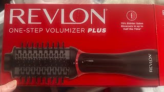 Revlon OneStep Volumizer Plus [upl. by Nnitsuj]