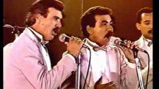 El Gran Combo  Esos ojitos negrosavi [upl. by Winther]