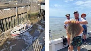 On Escape Charters in Penarth fishing the Bristol Channel awesome trip fishing fishinguk boat [upl. by Valoniah]