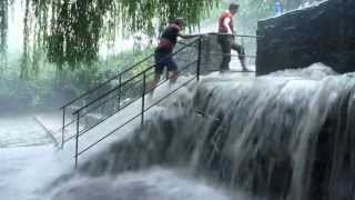 Starkes Hagelunwetter am Hölderlinturm in Tübingen [upl. by Lynad138]